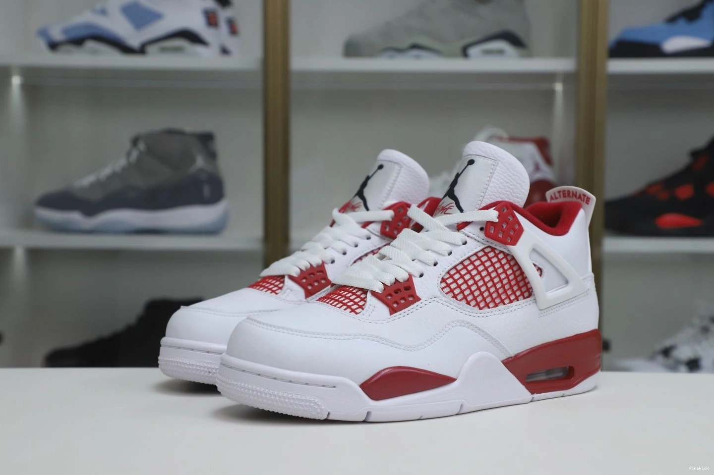 AIR RETRO 89 JORDAN4 ALTERNATE 1011